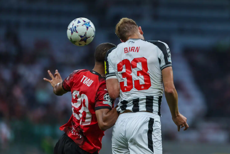 英格兰逆转AC米兰，埃尔林统治全场的简单介绍