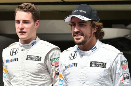 红牛二队鏖战哈斯车队，佩雷兹带队取胜